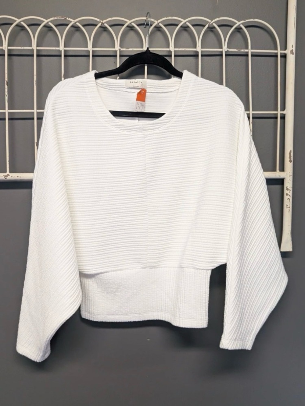 ARITZIA BABATON White Ribbed Crew Neck Sweater Sz L